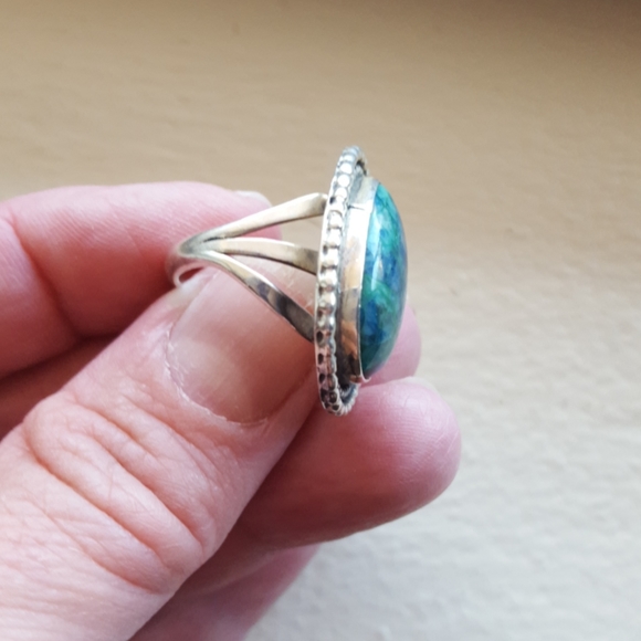 Sterling Silver Statement Ring - Picture 7 of 8